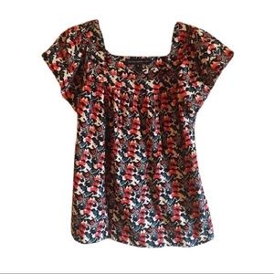 🌟HP🌟 French Connection Floral Short sleeve top